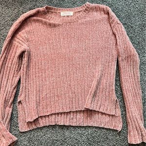 Cropped(ish) pink sweater with side slits